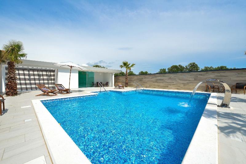 Boutique Apartments Ad Astra image