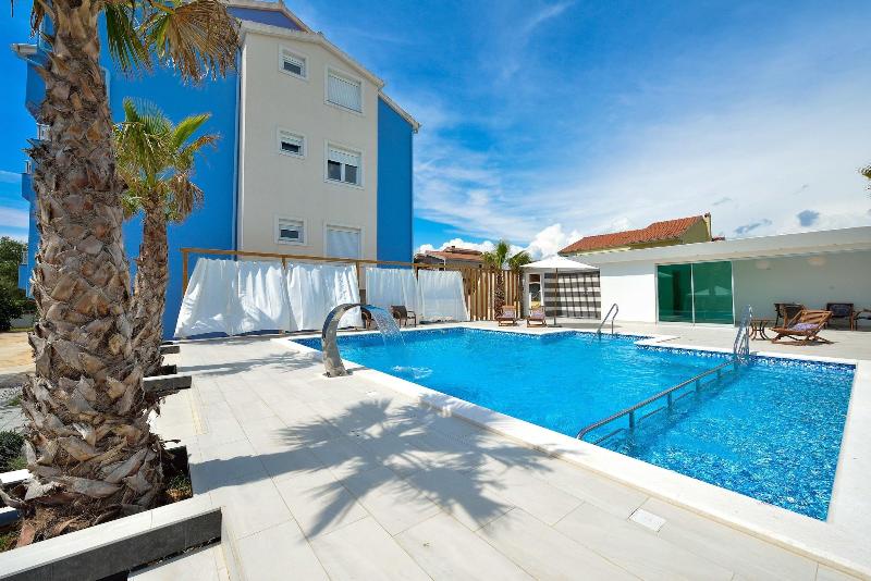 Boutique Apartments Ad Astra image
