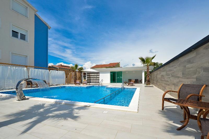 Boutique Apartments Ad Astra image