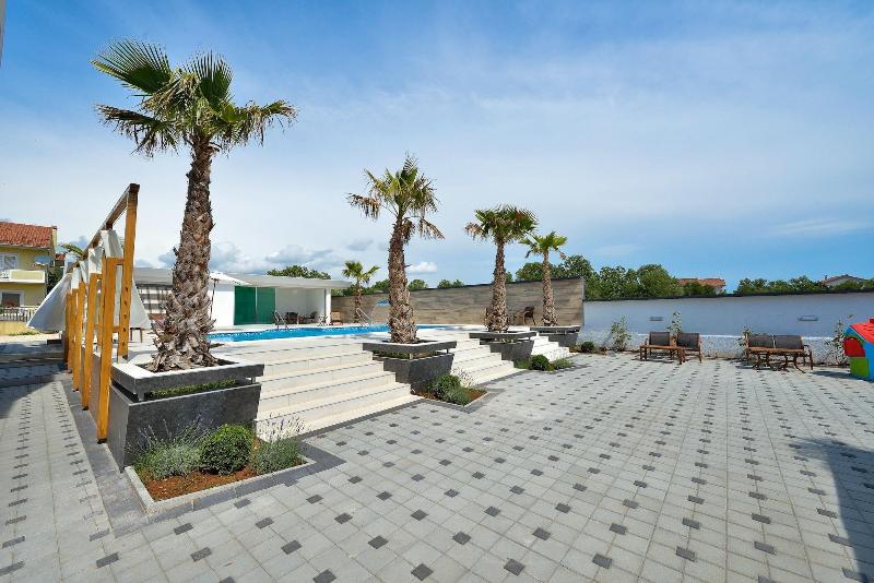 Boutique Apartments Ad Astra image