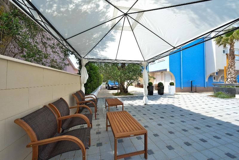 Boutique Apartments Ad Astra image