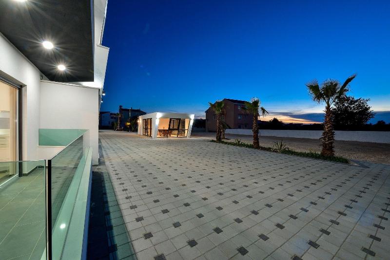 Boutique Apartments Ad Astra image