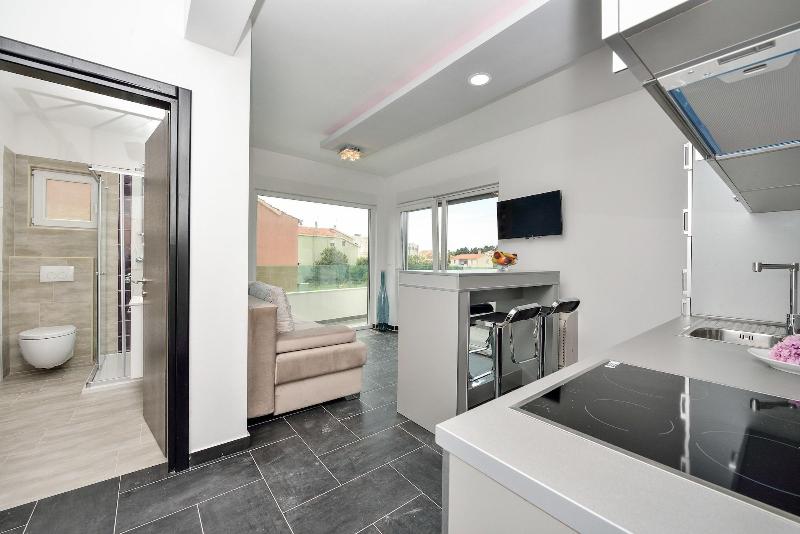 Boutique Apartments Ad Astra image