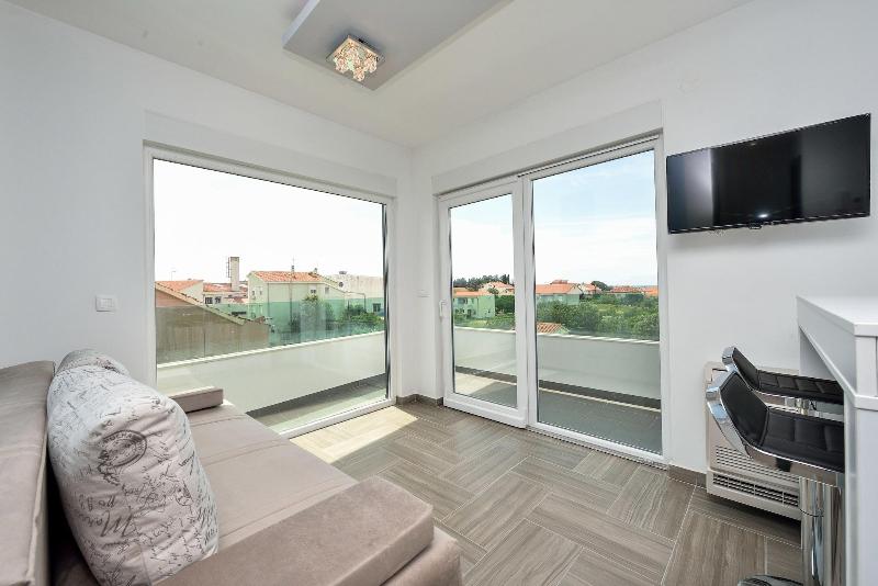 Boutique Apartments Ad Astra image