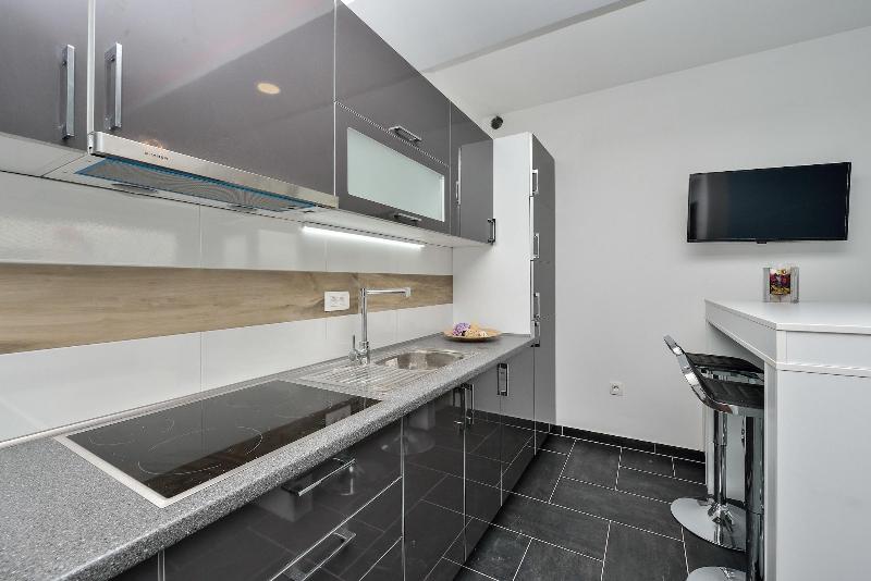 Boutique Apartments Ad Astra image
