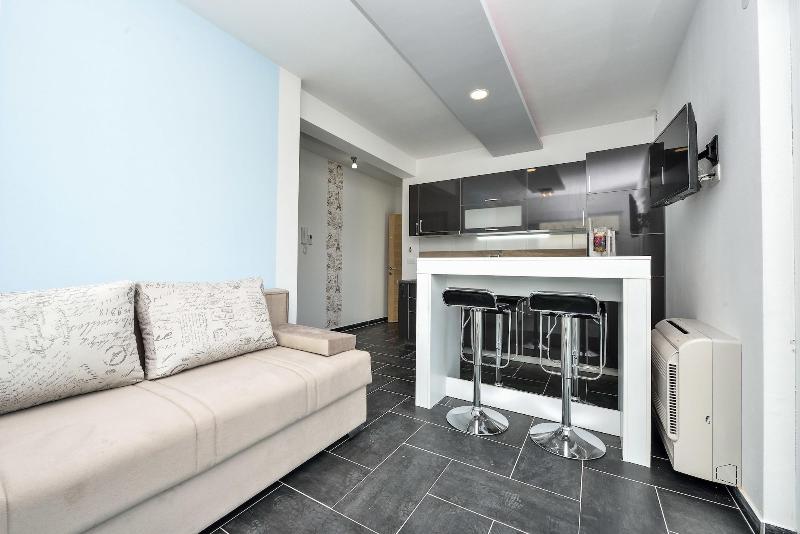 Boutique Apartments Ad Astra image