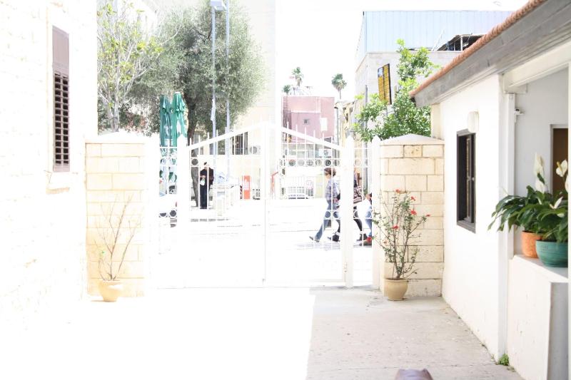 Al Yakhour Hostel image