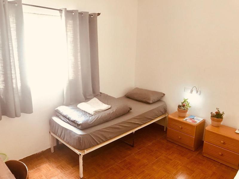 Al Yakhour Hostel image