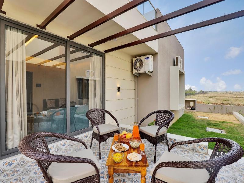 Goverdhan Greens Resort Dwarka image