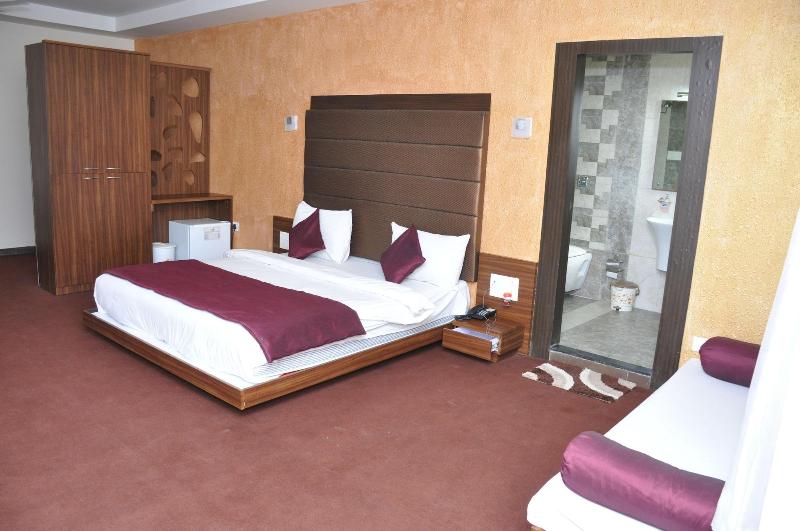 Goverdhan Greens Resort Dwarka image