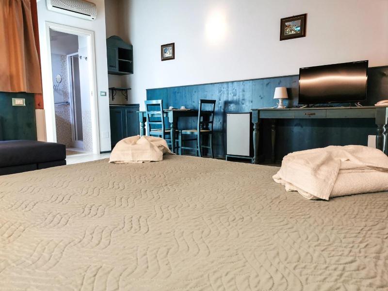 Hotel La Plage image