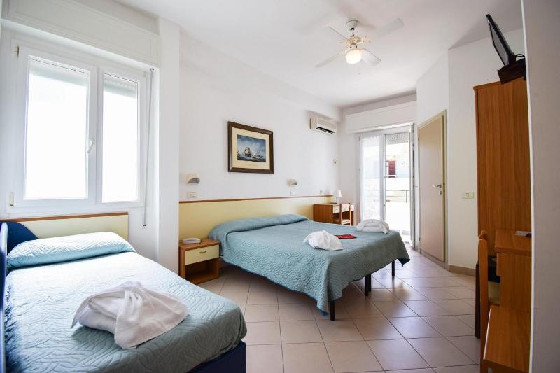 Hotel La Plage image