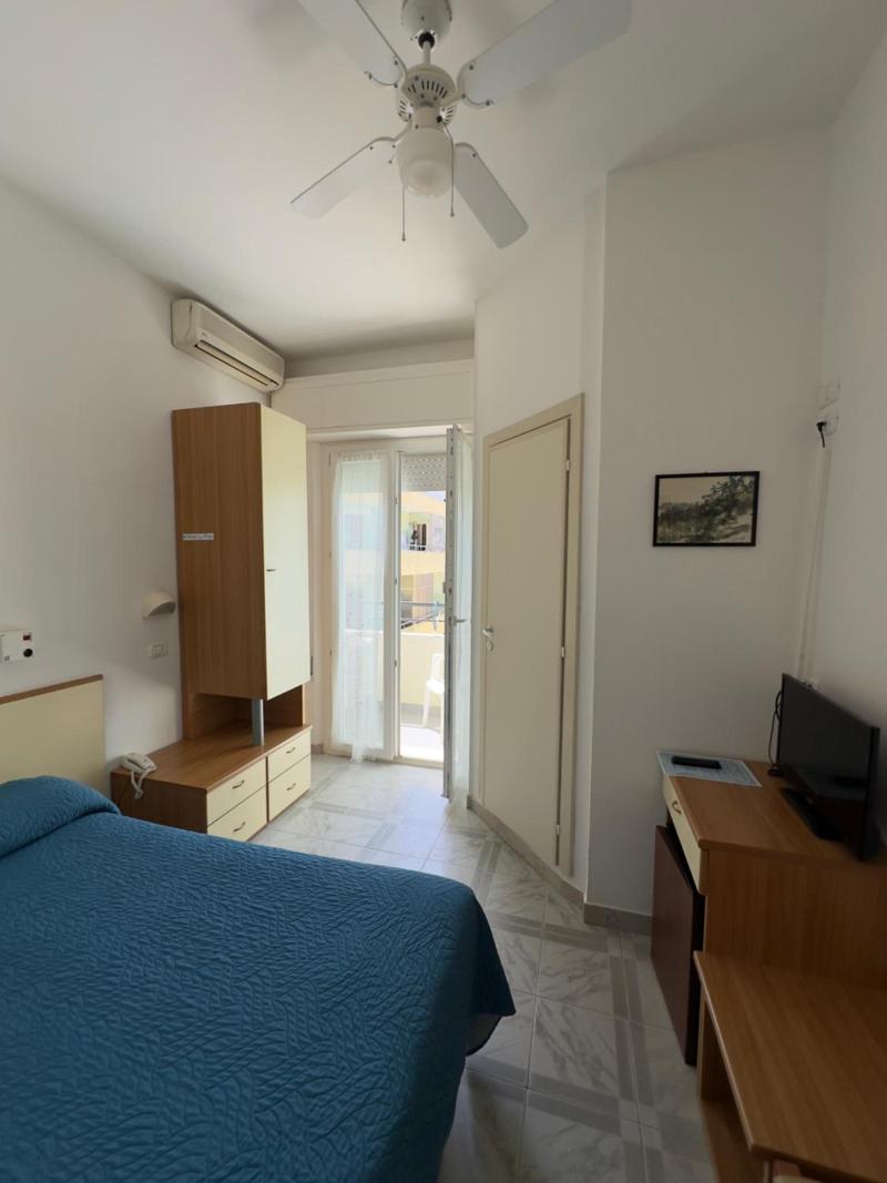 Hotel La Plage image