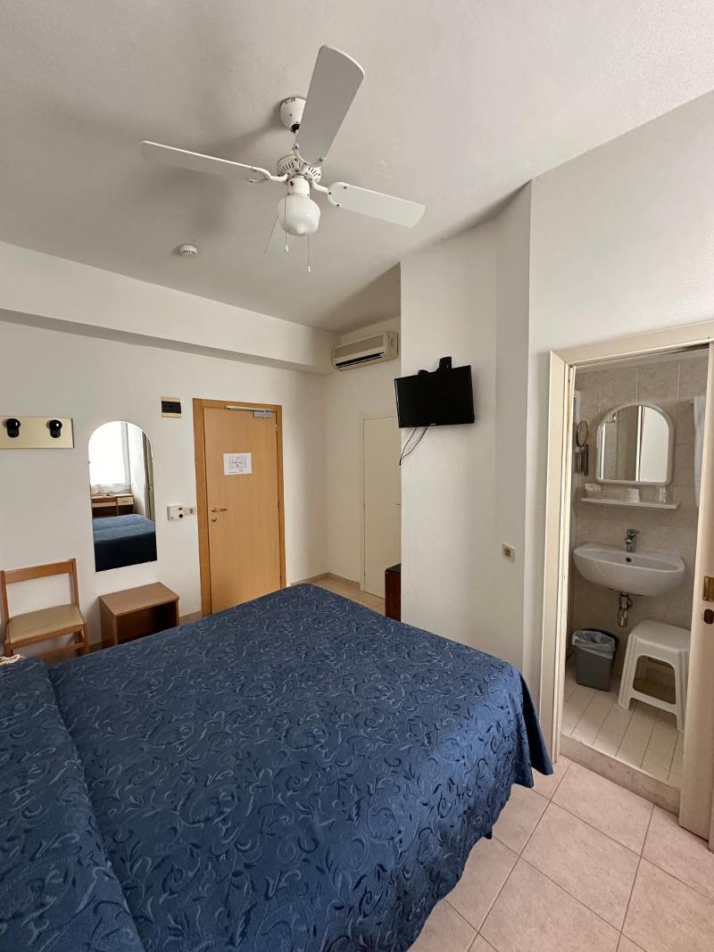 Hotel La Plage image