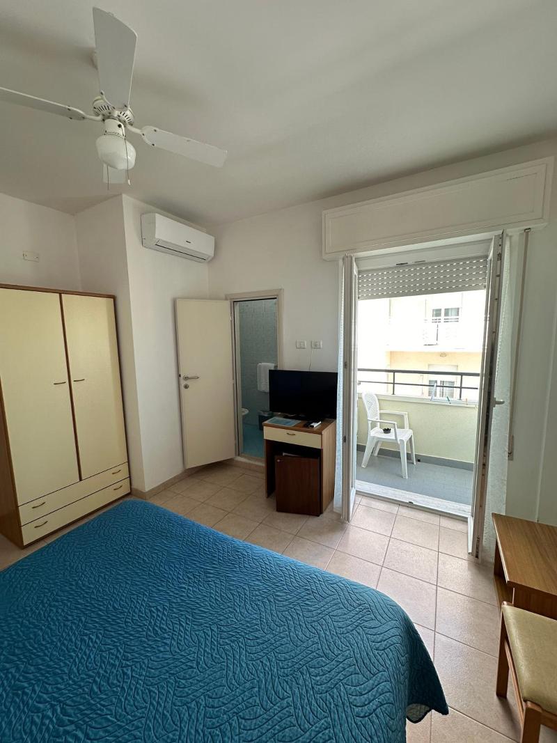Hotel La Plage image