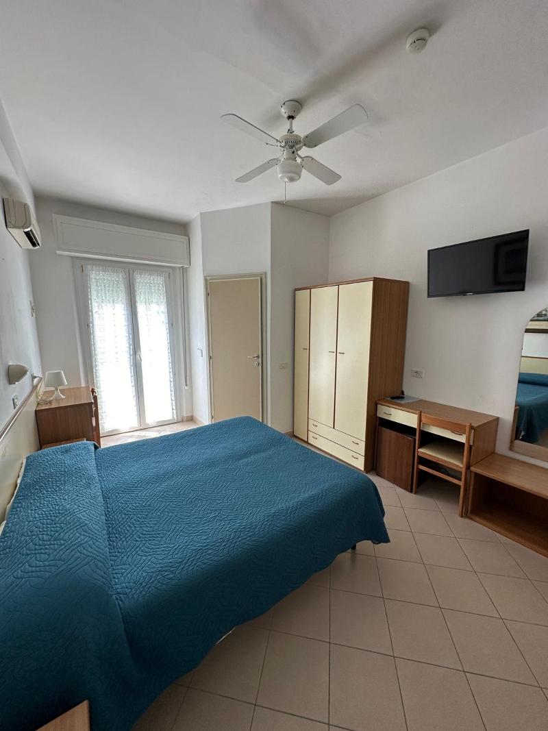 Hotel La Plage image