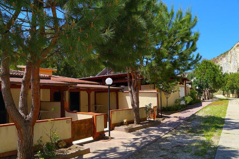 Eraclea Minoa Village image