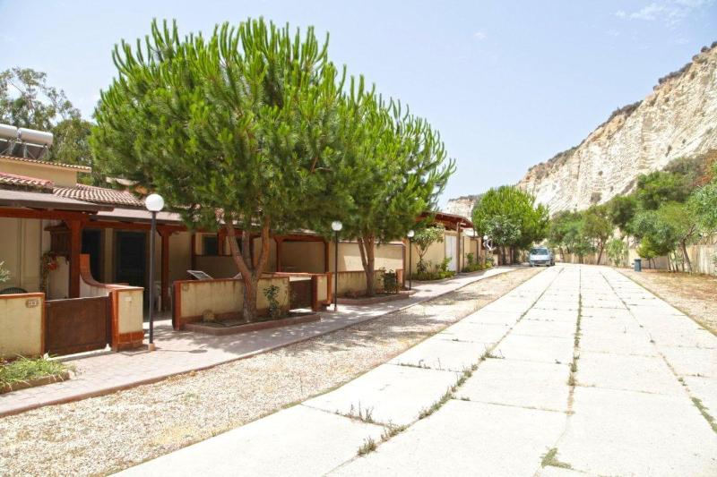 Eraclea Minoa Village image