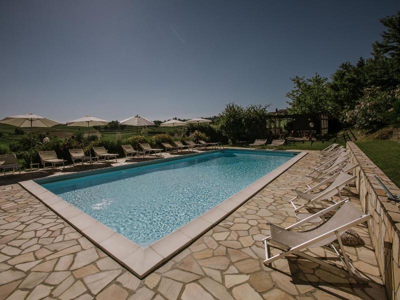 Bricco San Giovanni image
