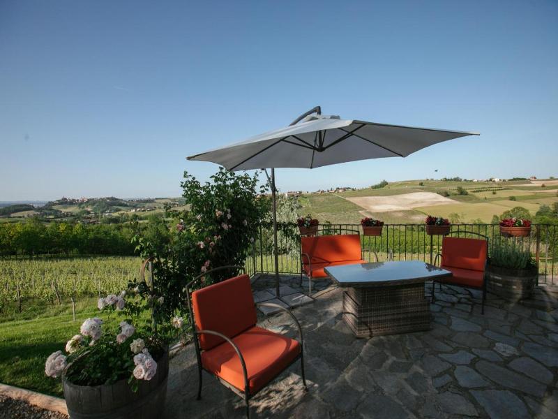 Bricco San Giovanni image
