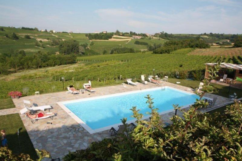 Bricco San Giovanni image