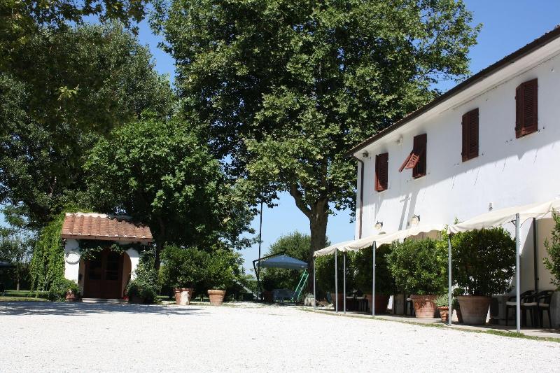 Agriturismo La Pisana image