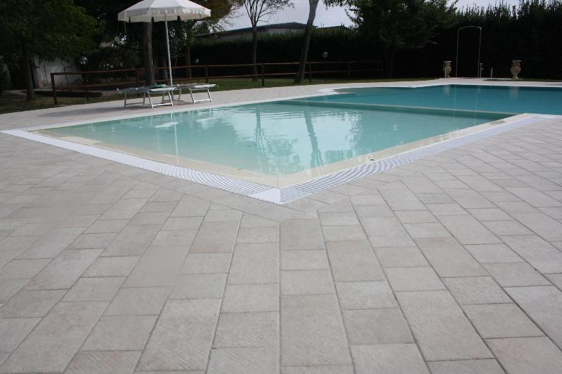 Agriturismo La Pisana image
