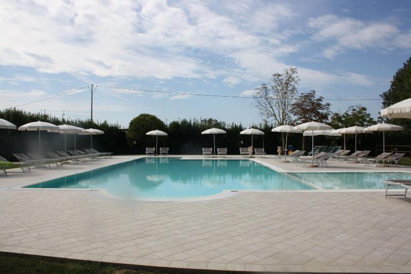 Agriturismo La Pisana image