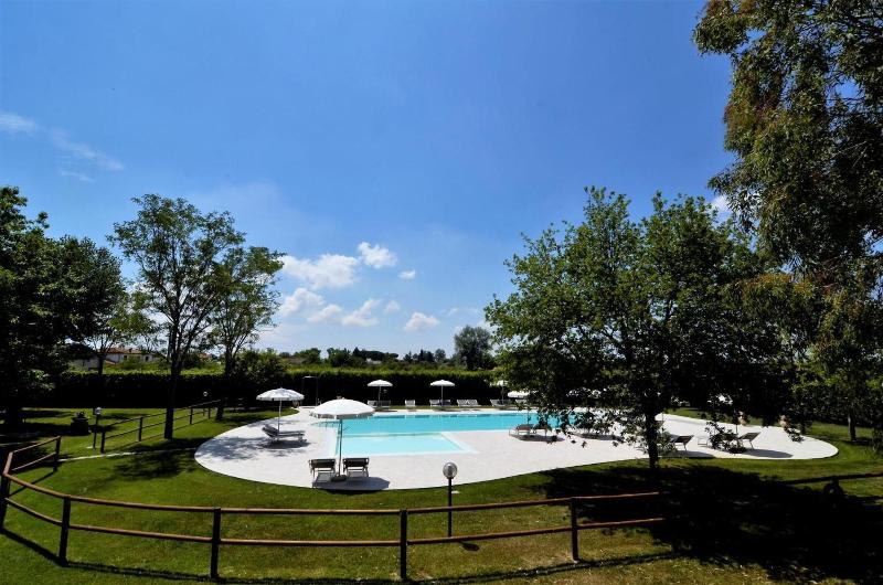 Agriturismo La Pisana image