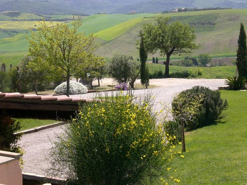 Casale Poggio Nebbia image
