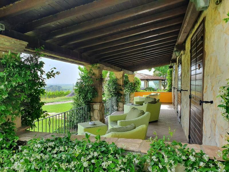 Casale Poggio Nebbia image