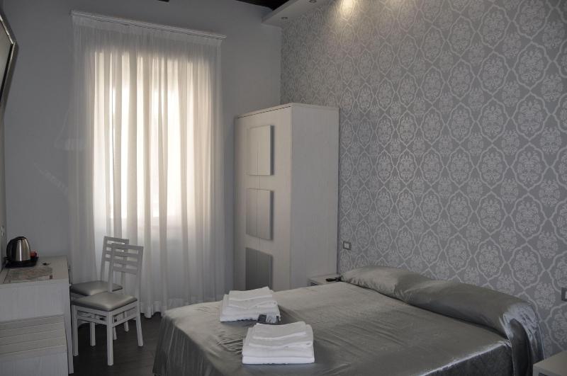 Imperial Suite image