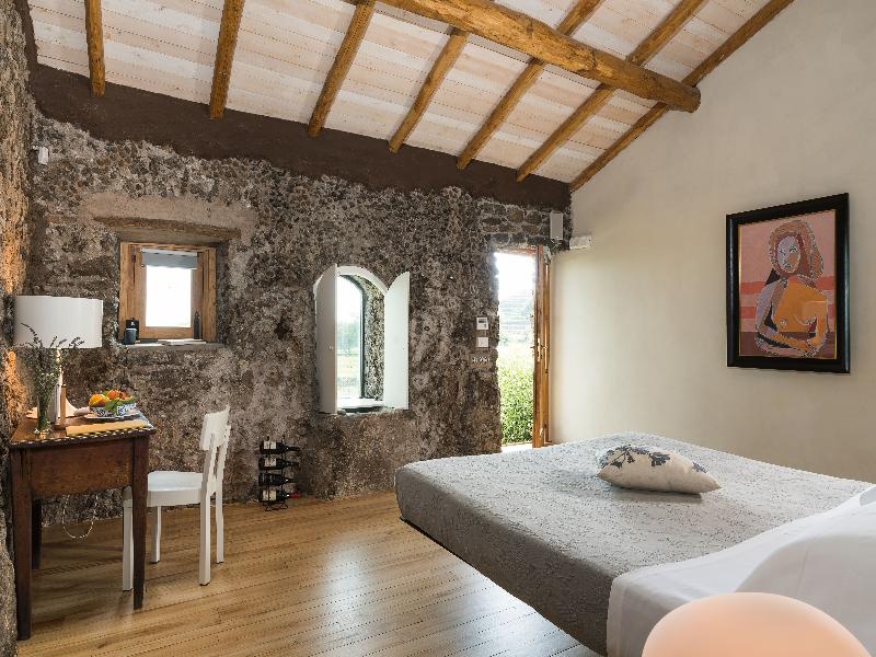 Monaci delle Terre Nere image