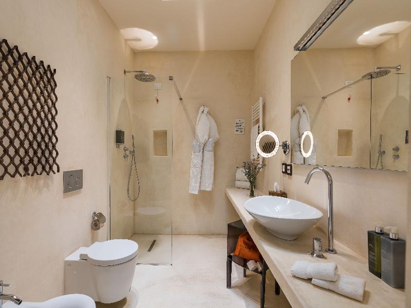 Monaci delle Terre Nere image