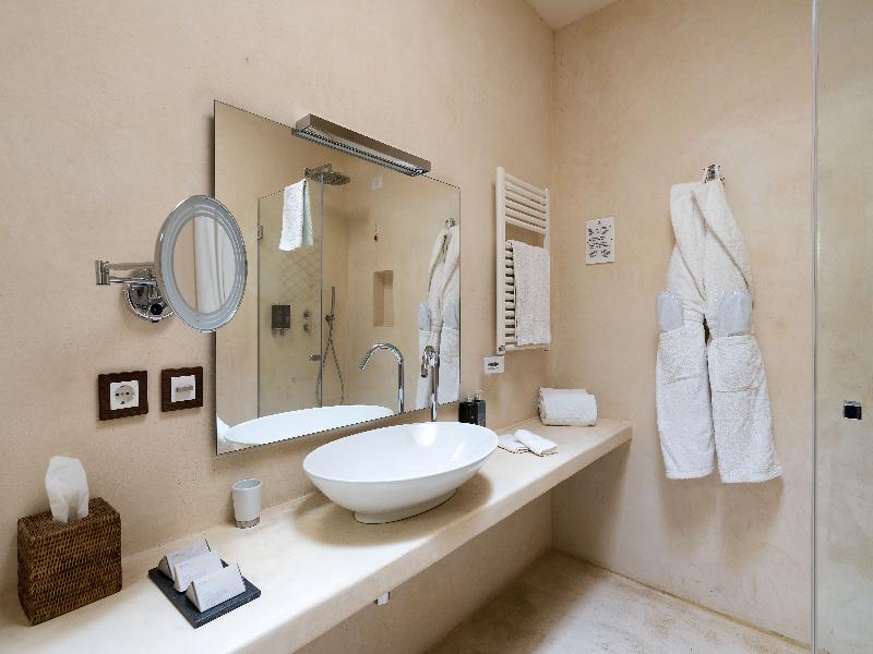 Monaci delle Terre Nere image