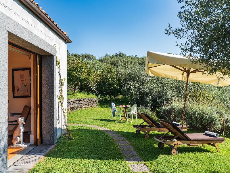 Monaci delle Terre Nere image