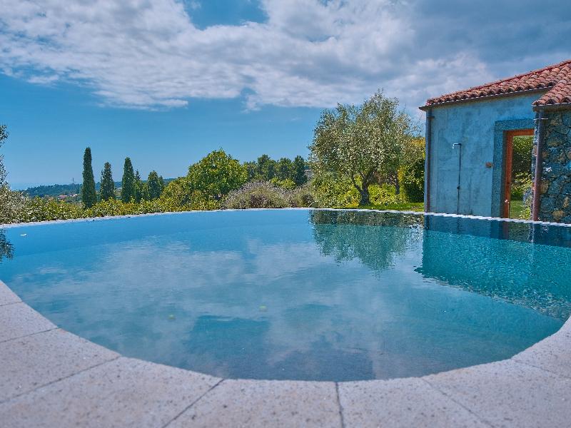 Monaci delle Terre Nere image