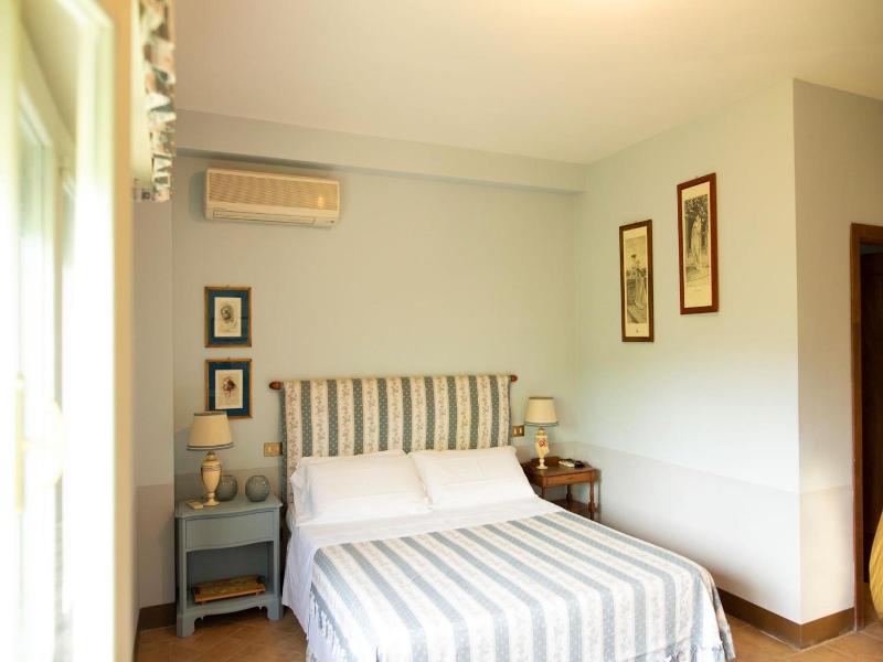 Villa Pardi image