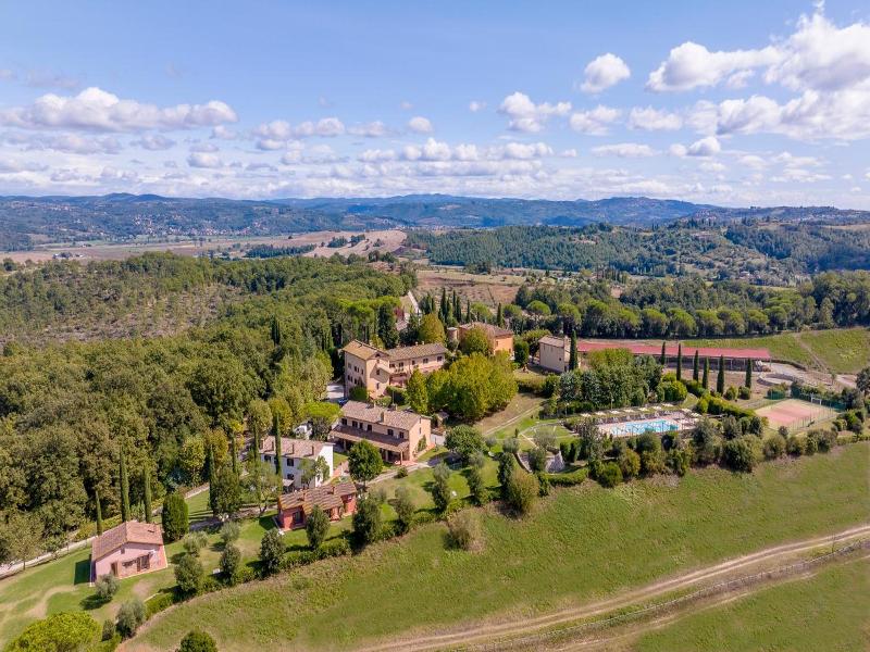 Poggiovalle Tenuta Italiana image