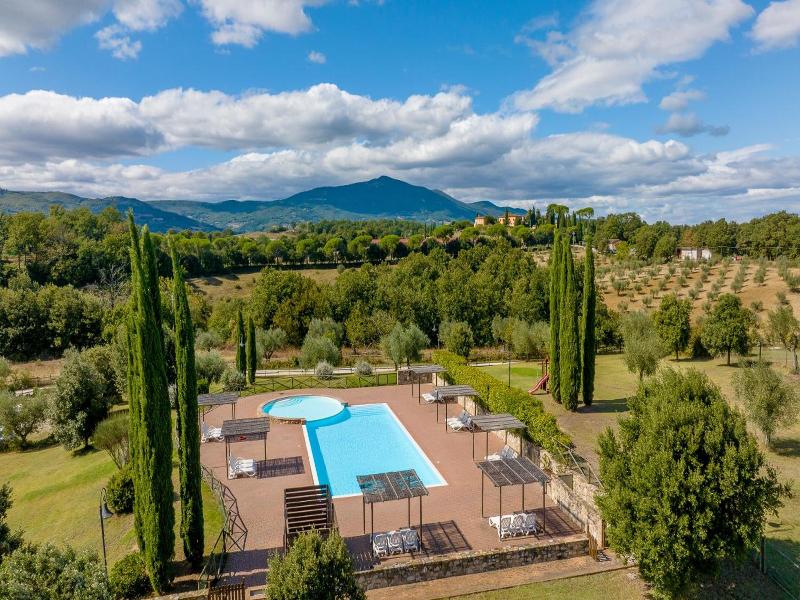 Poggiovalle Tenuta Italiana image
