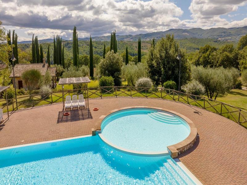 Poggiovalle Tenuta Italiana image