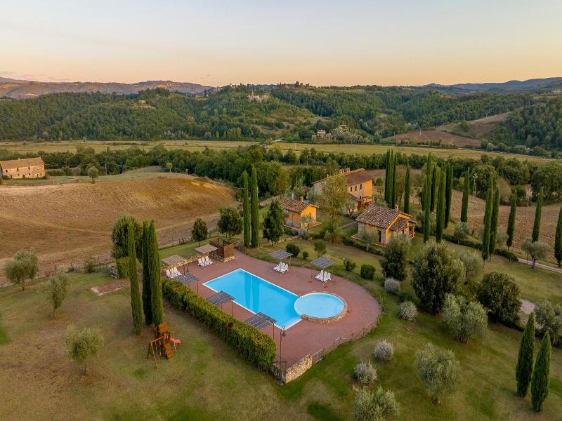 Poggiovalle Tenuta Italiana image