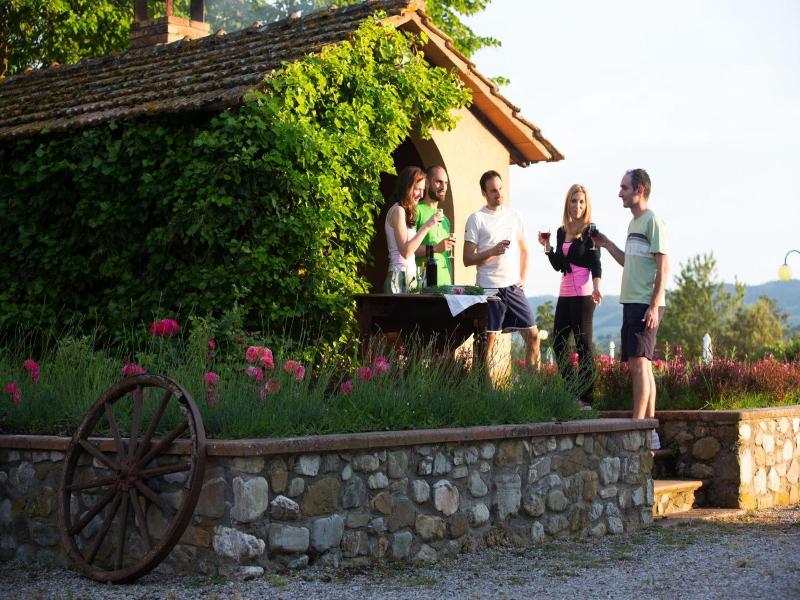 Poggiovalle Tenuta Italiana — general view