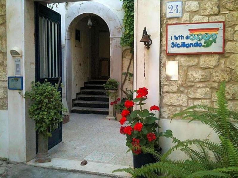 I tetti di Siciliando image