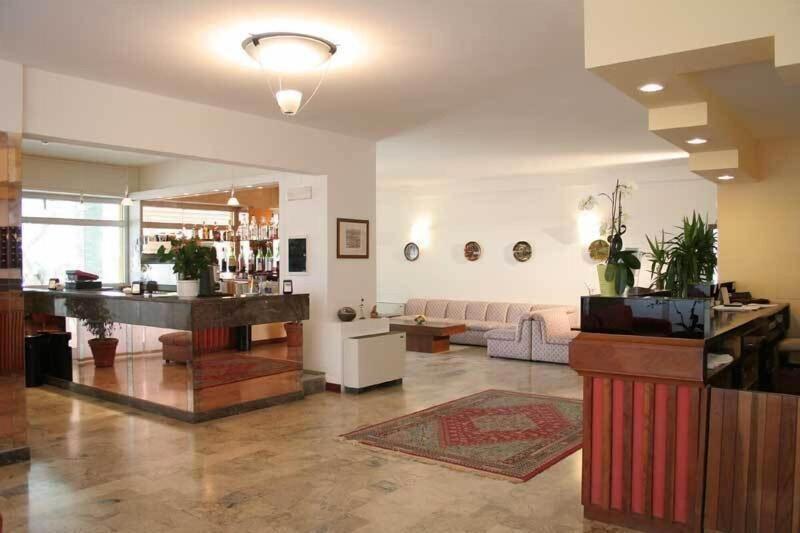Hotel Sirena image