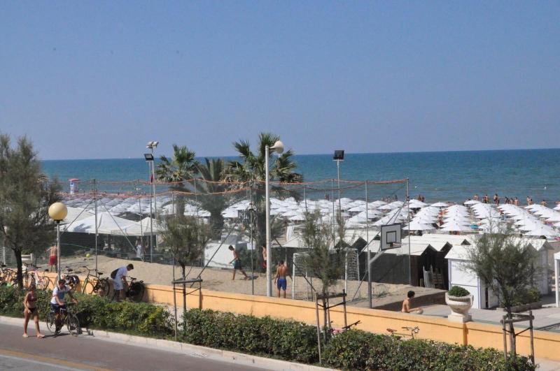 Hotel Sirena image