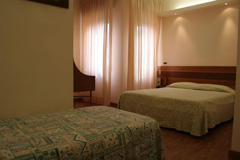 Hotel Sirena image