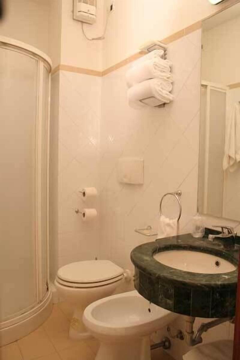 Hotel Sirena image