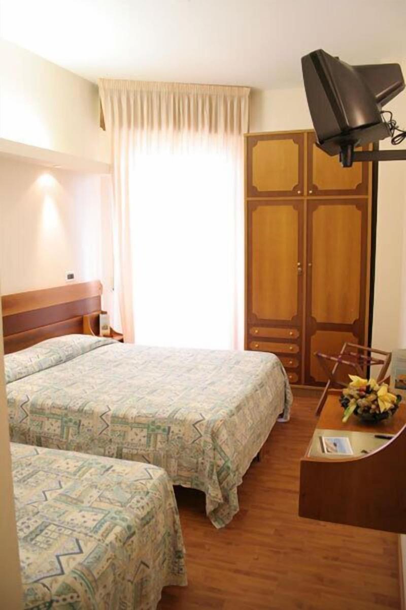 Hotel Sirena image
