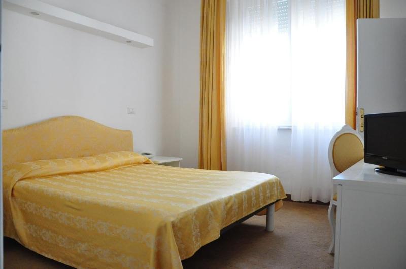 Hotel Sirena image